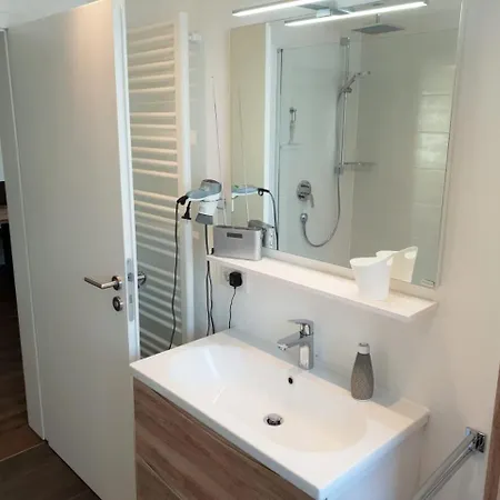 Lägenhet Ferienwohnung Fritz Im Gluck *
